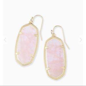 Kendra Scott Elle Drop Earrings in Rose Quartz